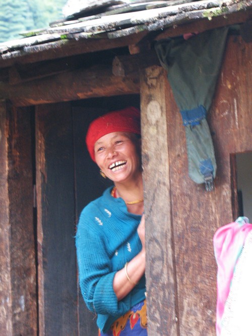 Lycklig kvinna i Gharma