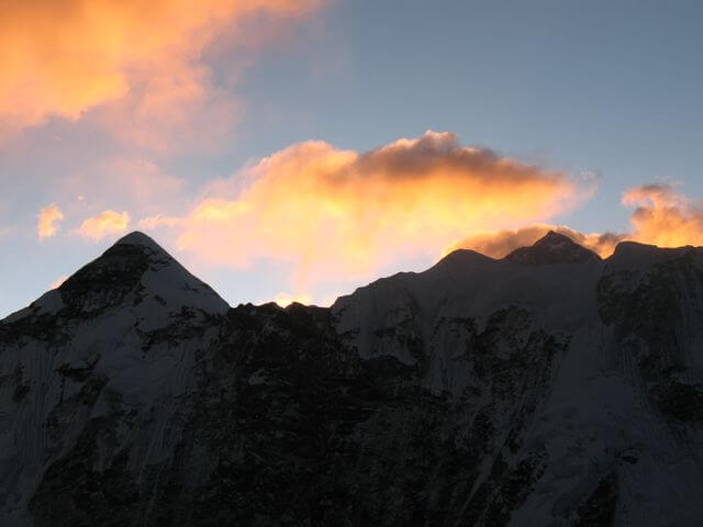Soluppgång över Himalaya