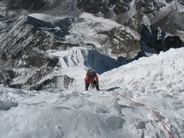 lobuche peak climbing